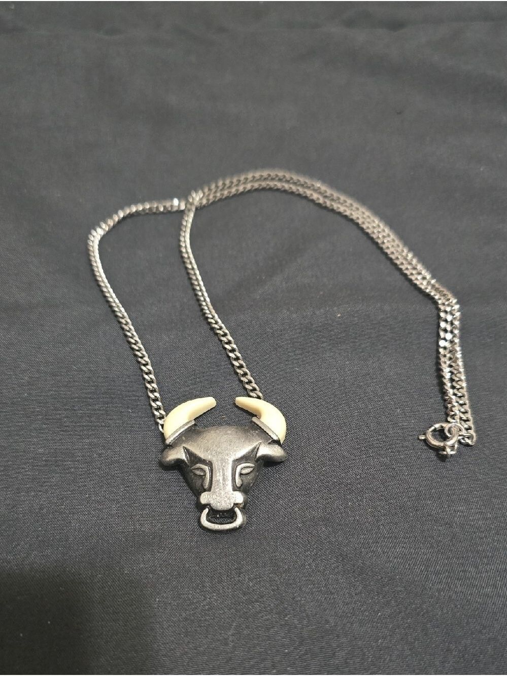 Vintage 1978 Avon Wild Country Pewter Bull Head Necklace Western Taurus
